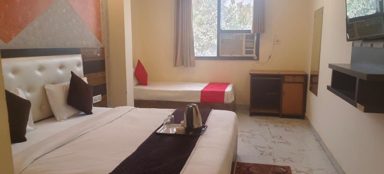 Airport Hotel Prince Palace By Byobhotels ニューデリー エクステリア 写真