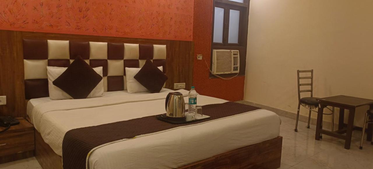 Airport Hotel Prince Palace By Byobhotels ニューデリー エクステリア 写真