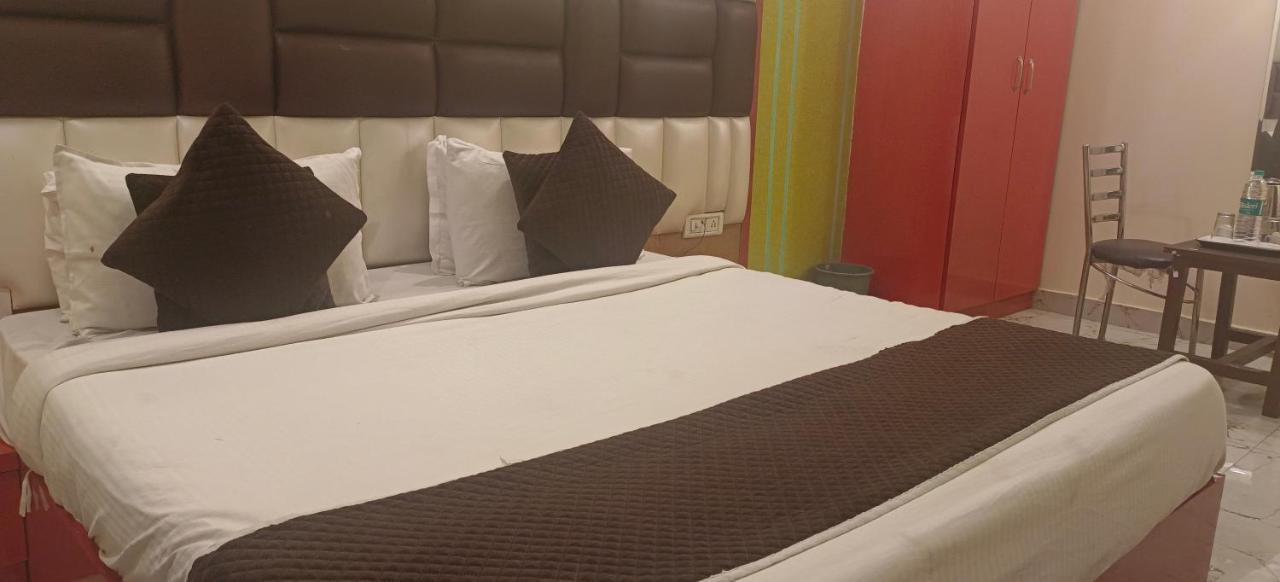 Airport Hotel Prince Palace By Byobhotels ニューデリー エクステリア 写真